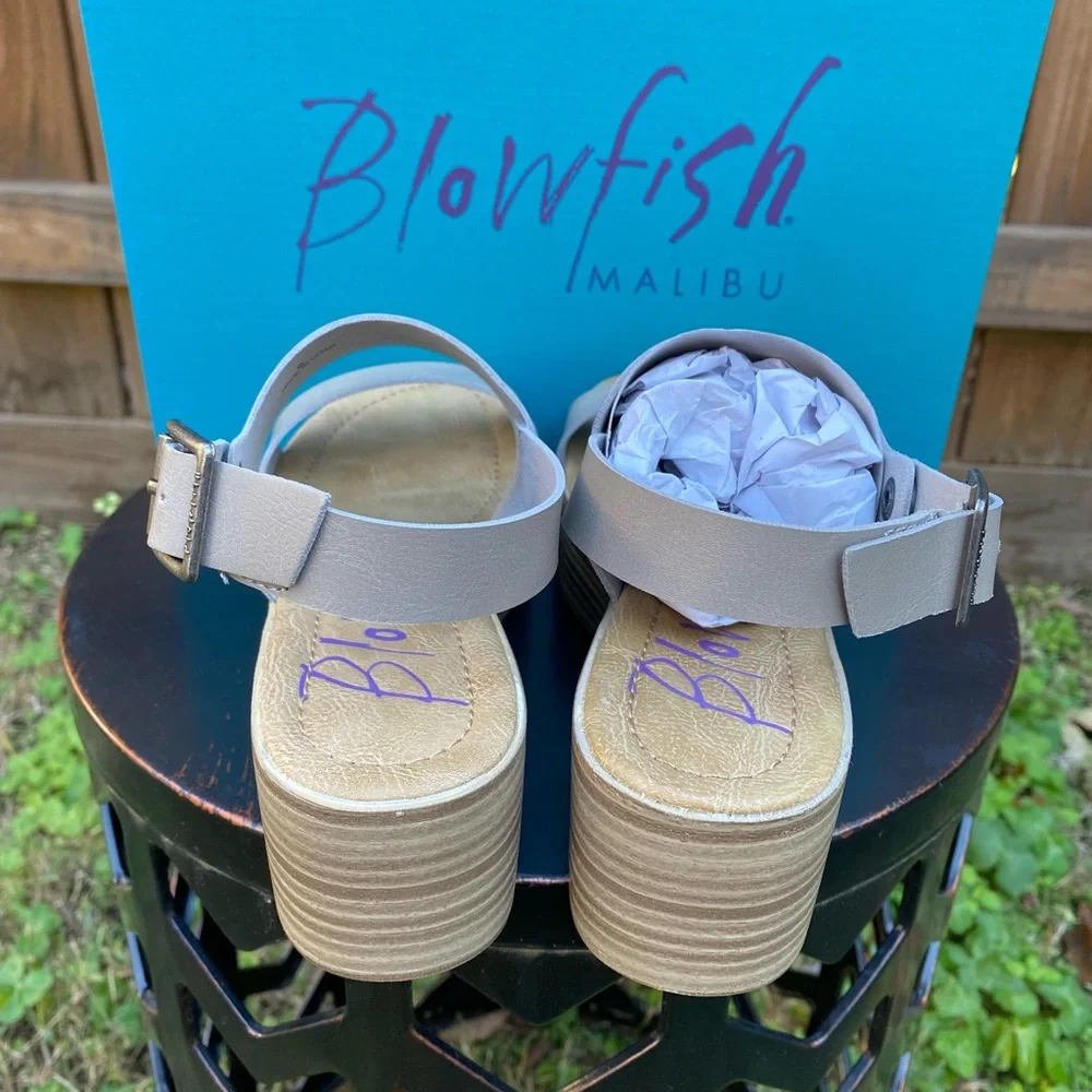 WOMEN BLOWFISH SHOES SZ 6 - Picture 2 of 6